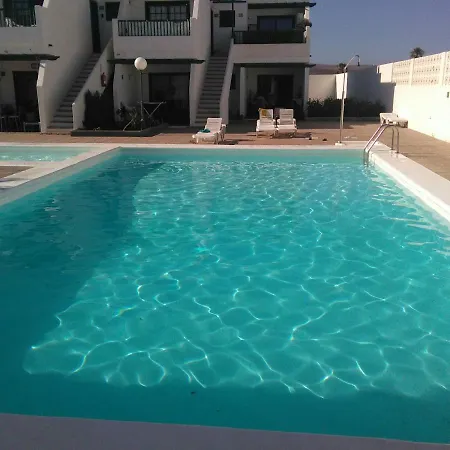 Апартаменты Mimosas. Bajo Con Wifi. Piscinas Comunitarias